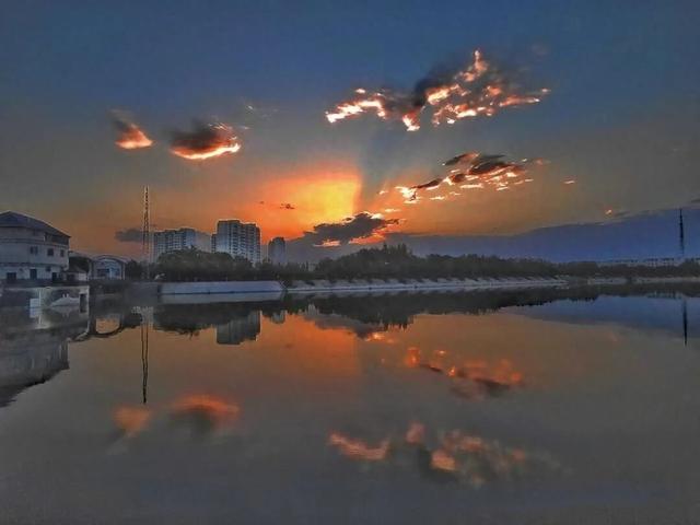 水天一色 博斯腾湖