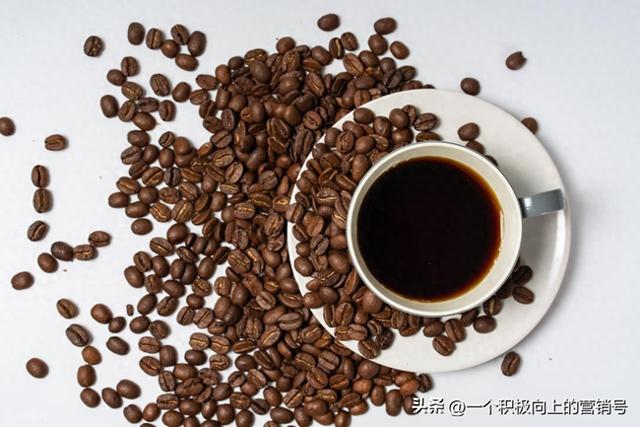 揭秘！咖啡店员工从不喝这 4 种咖啡，内幕太扎心，看完再也不点了