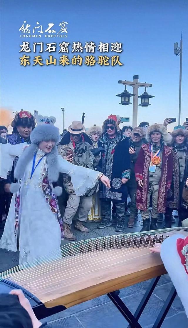 新疆骆驼队4个多月跨越3000公里行程即将画上句点：洛阳多部门定于明日在定鼎门举办欢迎仪式