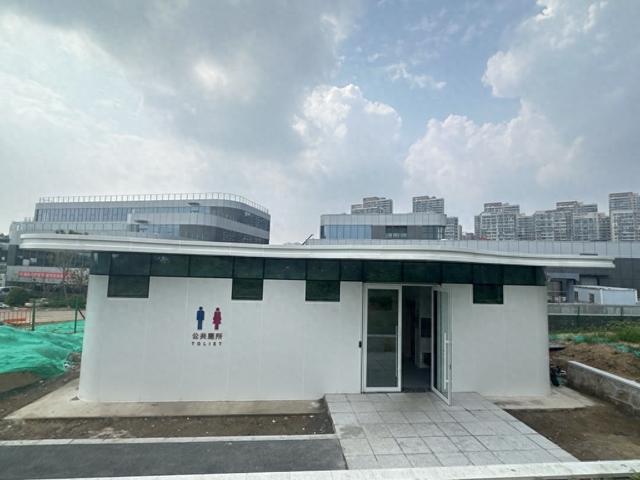 周边新增6座公厕，逛小麦岛如厕方便了