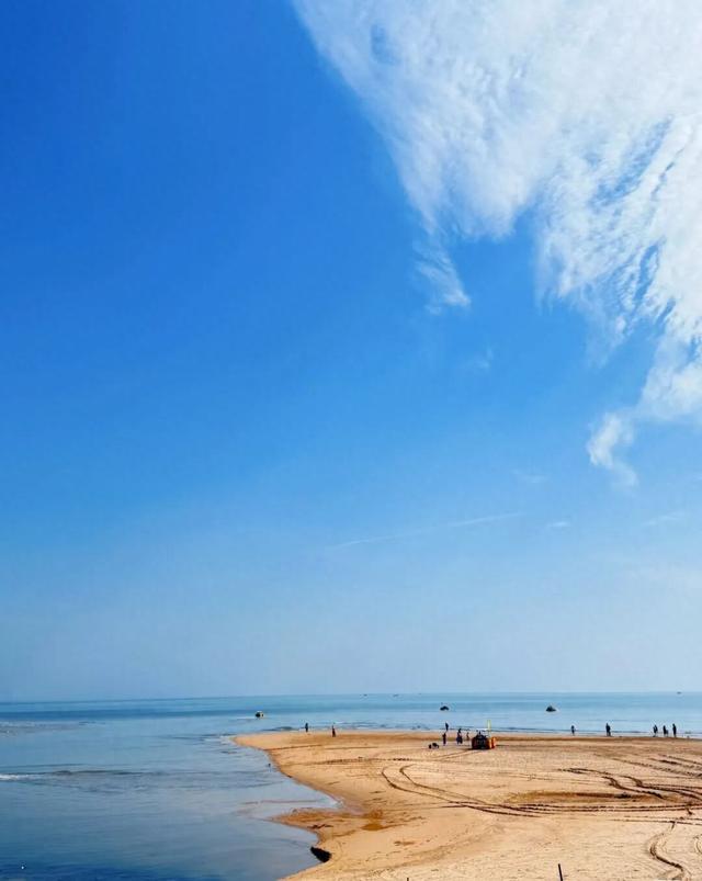 日照：那海，那街，那人
