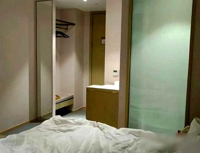 酒店退房不查房了？免费牙刷背后藏着监控？系统早把你盯得死死的