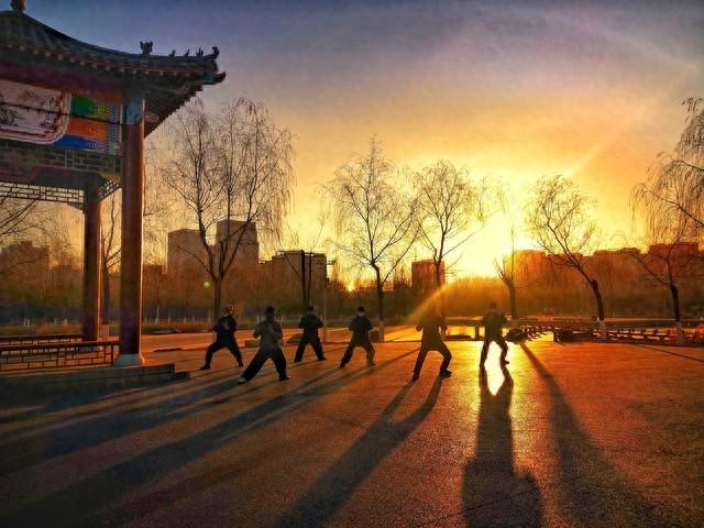 八段锦人人都能练?这5类人千万别乱来