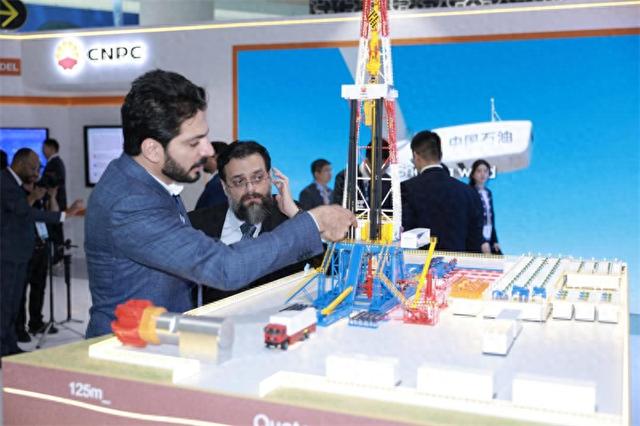 中企亮相阿布扎比国际石油展