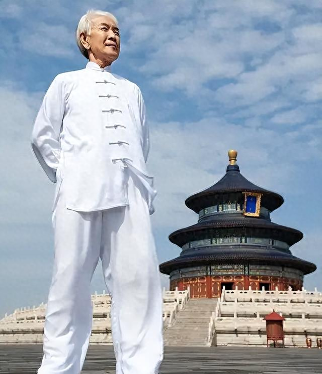 中老年人学太极5个雷区别踩安全比姿势重要_2179