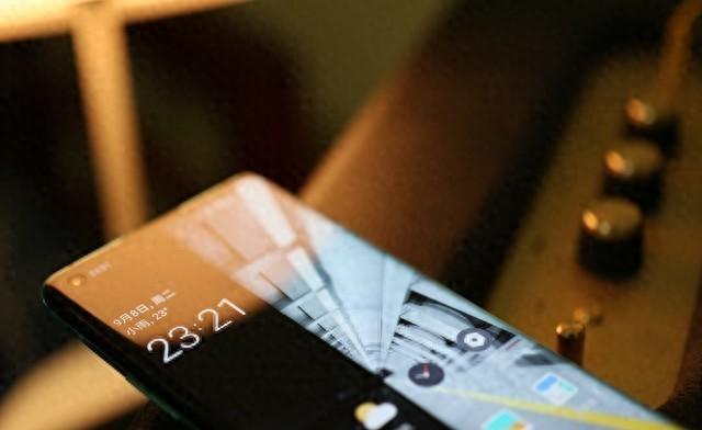 安卓不优化（iPhone用五年不卡顿）