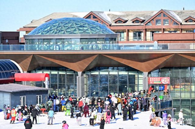 骄阳看雪 乌鲁木齐