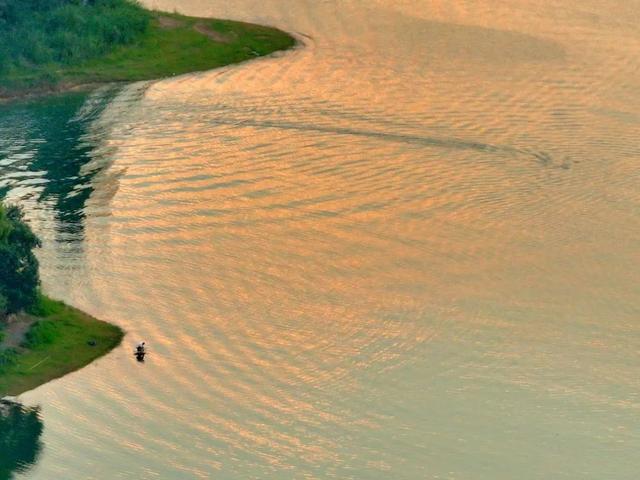 崇州“果冻海”，连夕阳都是美的······