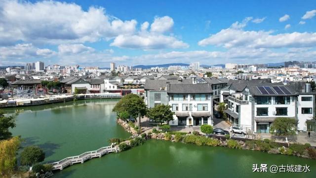 57家民宿，120家餐饮，年接待40万人次！建水藏着你想要的慢生活