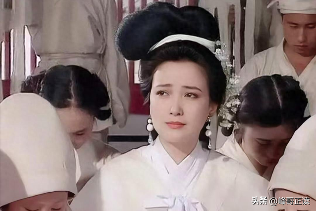 演都不演了！何晴葬礼结束不到24小时，恶心事情发生	，还不止一件