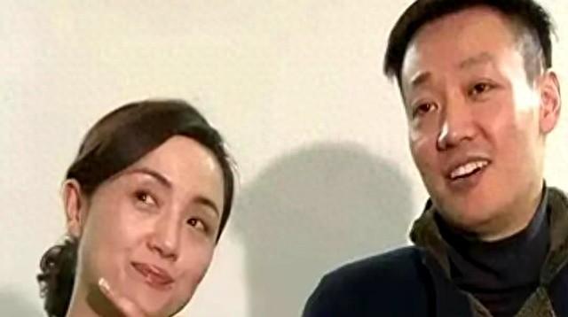 辛柏青丧妻刚满100天，离谱的事就发生了，被撮合娶马伊琍引争议