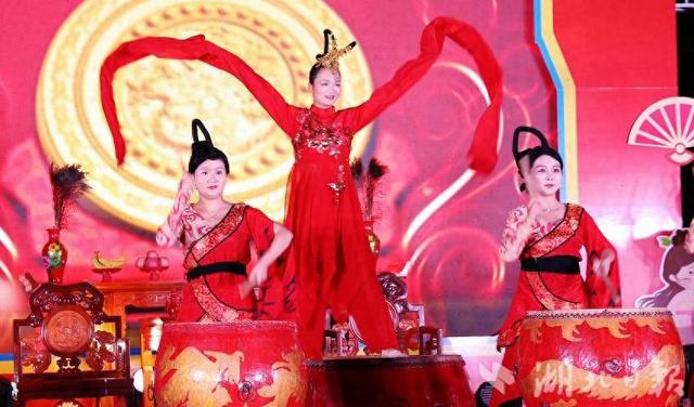 远安：解锁国潮新玩法 引来“双节”旅游热