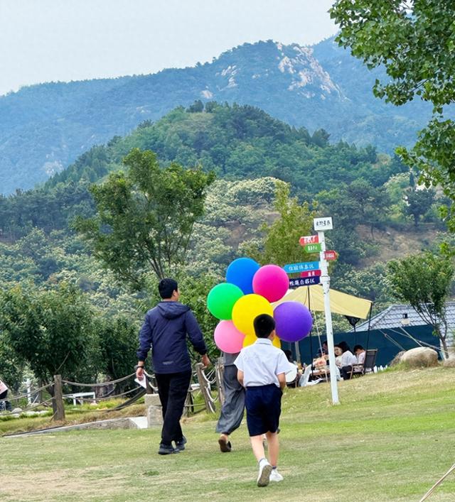 济南1小时即达！初秋亲子露营天花板，带娃去撒野~