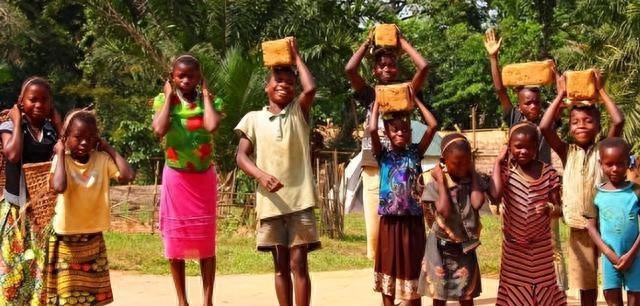 世界上“最透明”的国家：男女不注重隐私，就连晚上睡觉都不关门