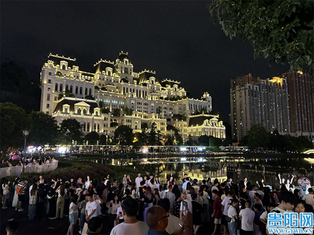 ​越夜越美丽！花果园成贵阳夜间“流量担当”之一