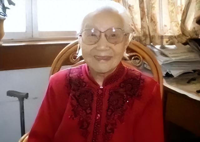 1955年，毛主席看到枪决名单后，拍案大怒：她可是咱全党的恩人！