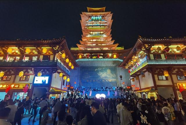 赏金秋庆双节丨大假第五日，四川A级景区接待游客713.56万人次