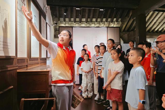 暑期红色游持续升温，北京市属公园9条线路成“经典游”