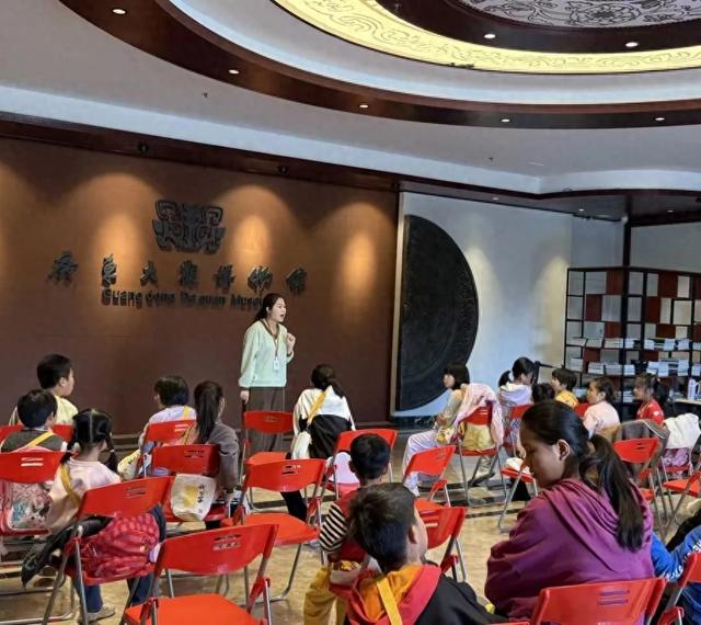 太平社区“小探险家”勇闯丝路，在大观博物馆里“做生意”啦！