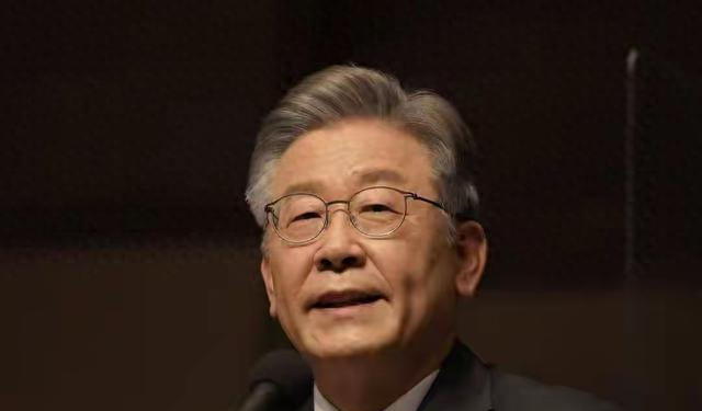 李在明离华前	，中方正式通告全世界，不会再对高市早苗手下留情！