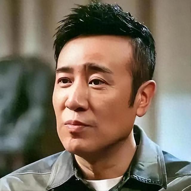 不到24小时，央视2次点名于和伟，释放3大信号，内娱的风向变了