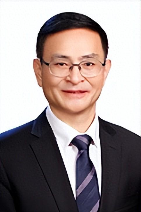 吉训明已任中国医学科学院、北京协和医学院院校长