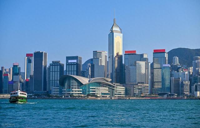 从一次香港“特种兵”旅行，想到大埔火灾的背后