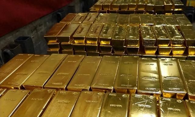 俄罗斯大批黄金运往中国，中国战略布局开始争分夺秒