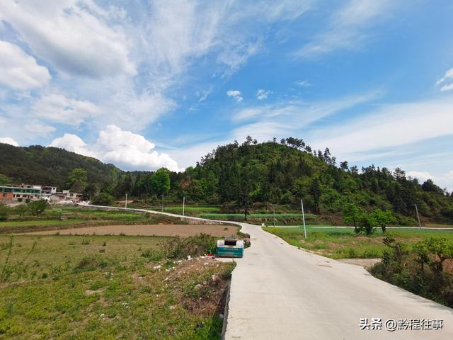 探险贵州深山原始溶洞，遇见一个躲匪洞、一座红军坟