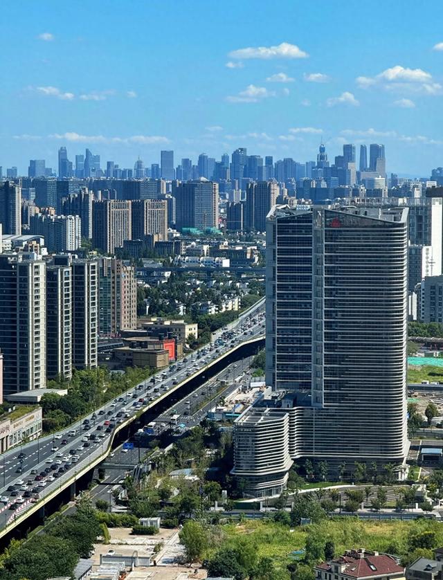 从上海到杭州，毫不客气的说，杭州的“大”，真不是吹出来的！