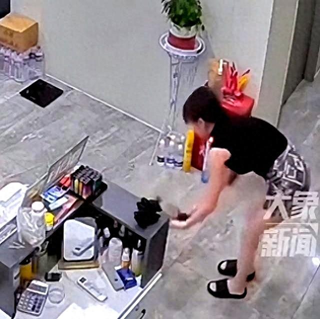 狗狗被送人后冒雨跑十几公里回家！狗主人：再也不会送人了！