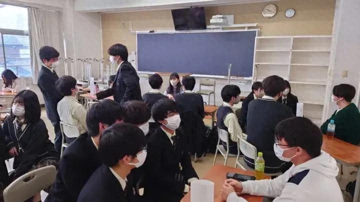 请输入图片描述 请输入图片描述