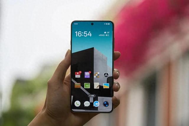 OPPO Ultra新机曝光：2026年初，正式发布！