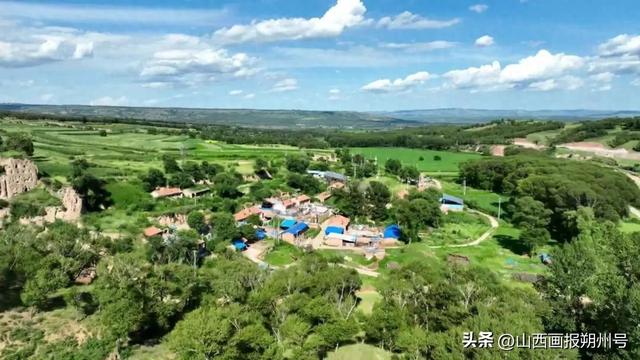 右玉：绿韵绘就的生态诗画