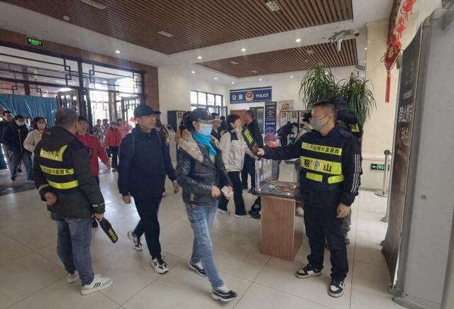 千山旅游集团：织密防火安全网 守护景区生态线