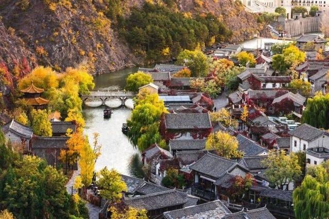 北京密云邀游客赏红叶