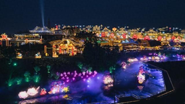 文旅融合促消费—第32届自贡国际恐龙灯会盛大启幕