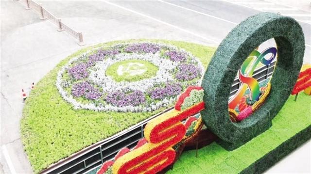 敦煌“十里花廊”喜迎文博