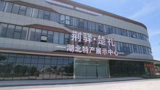 跑一线 看项目｜“工业+旅游+商业”跨界融合，栗满多打造“吃住游购”文旅新路径