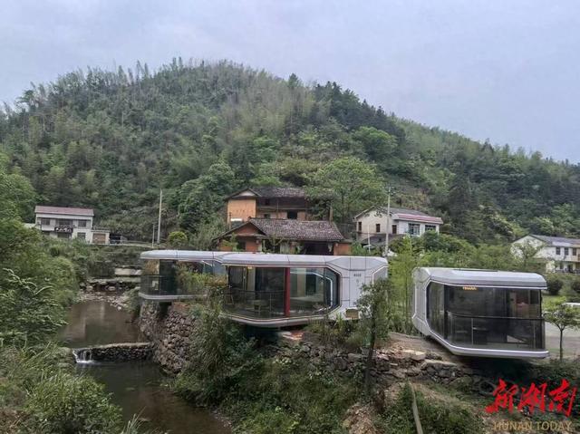 雅高美墅携智能太空舱亮相2025湖南旅博会