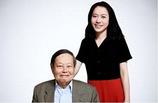 站在比世俗更高维度看翁帆，才知：被可怜的她，才是真正人生赢家