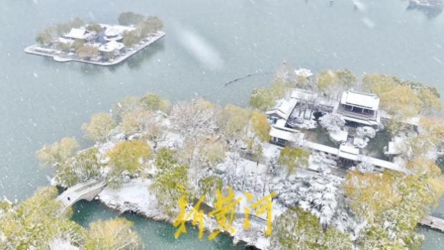 泉城雪景赋丨人文