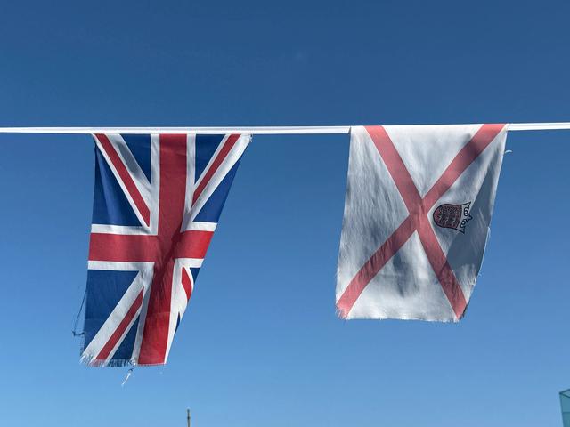 【走遍世界】登上英国三大皇家属地之一的泽西岛🇯🇪