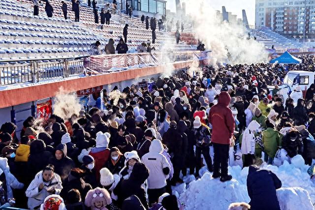 冰雪欢歌迎宾客 非遗美食暖阿荣