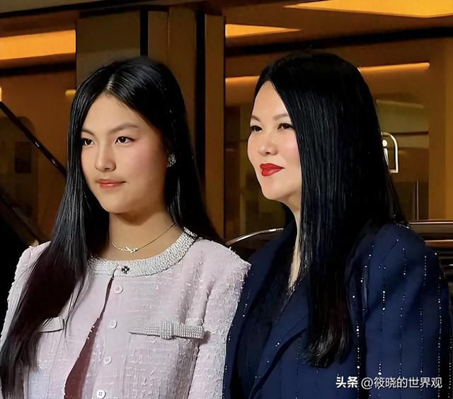 李湘也没料到，频繁进出高端场所的女儿王诗龄，已成为她最大底气