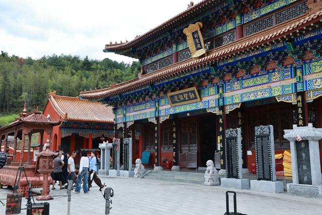 文旅融合新标杆！《天剑龙渊》带火龙泉山水人文。跟着短剧去旅行