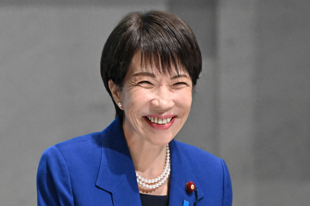 选举进入最后十天！中俄派人赴日纠错，英媒：高市在钓鱼岛举白旗