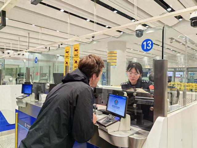 真金白银奖励“引客入滇” 云南入境旅游激励实施方案明起施行