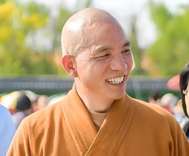 顺藤摸瓜！上任才8天，官媒发声，揭开释印乐真实人品，字字珠玑