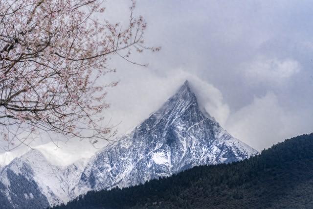 3月份最适合去的10个地方，有没有车也要去一趟，你去过几个？